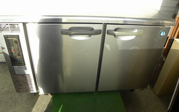 業務用テーブル形冷蔵庫 RT-120PTC形の写真